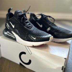 Nike Airmax 270 Men’s 8 Women’s 9.5